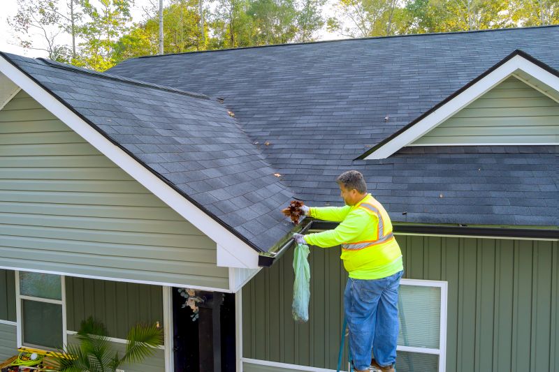 Shingle Roof Cleaning in Vancouver, WA